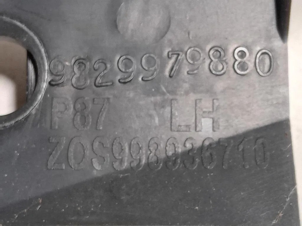 Staffa Sostegno Supparaurti POST SX 9829979880 Peugeot 5008 II 2017