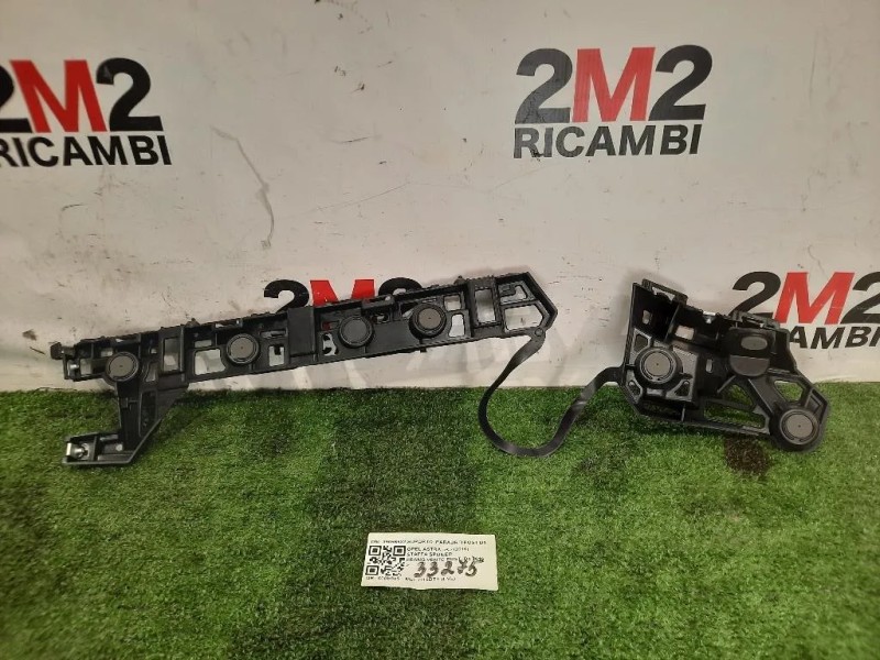 Staffa Spoiler Frangivento POST 39086932 SUPORTO PARAURTI POST DX Opel Astra K 2016