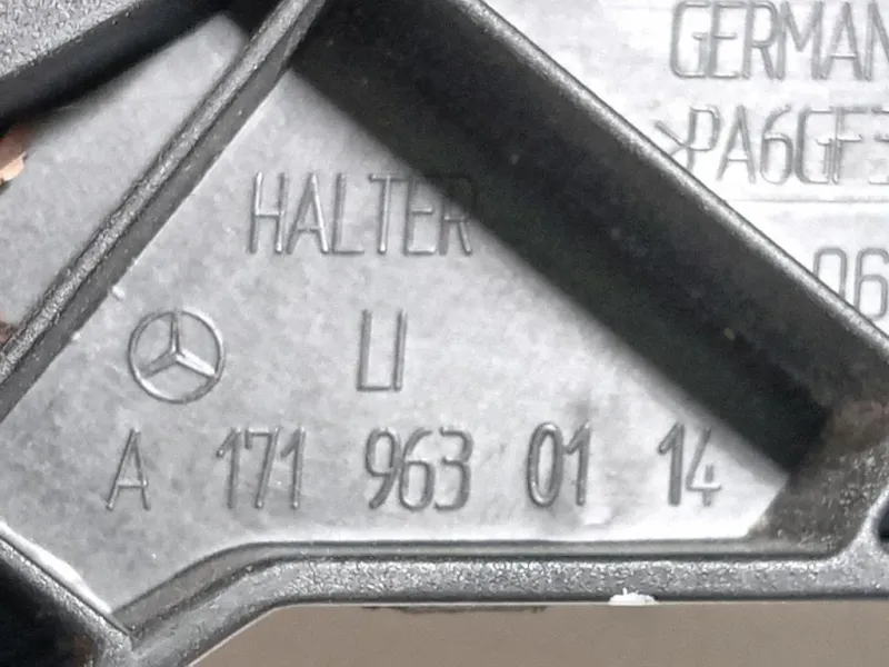 Staffa Supporto Fanalino POST SX A1719630114 Mercedes Classe SLK R171 2008