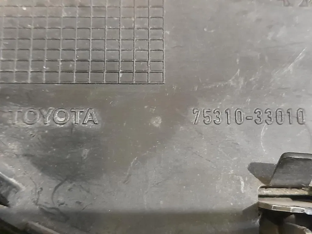 Stemma ANT 75310-33010 Toyota Auris II 2013