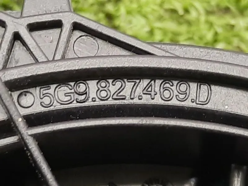 Stemma Portello POST 5G9827469D Volkswagen T-roc 2017