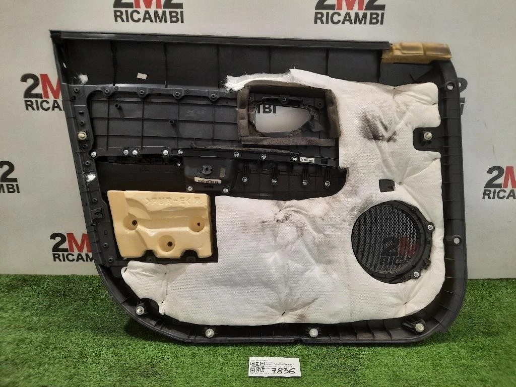 Pannello Rivestimento Porta ANT DX 823022K403 Kia SOUL I 2011