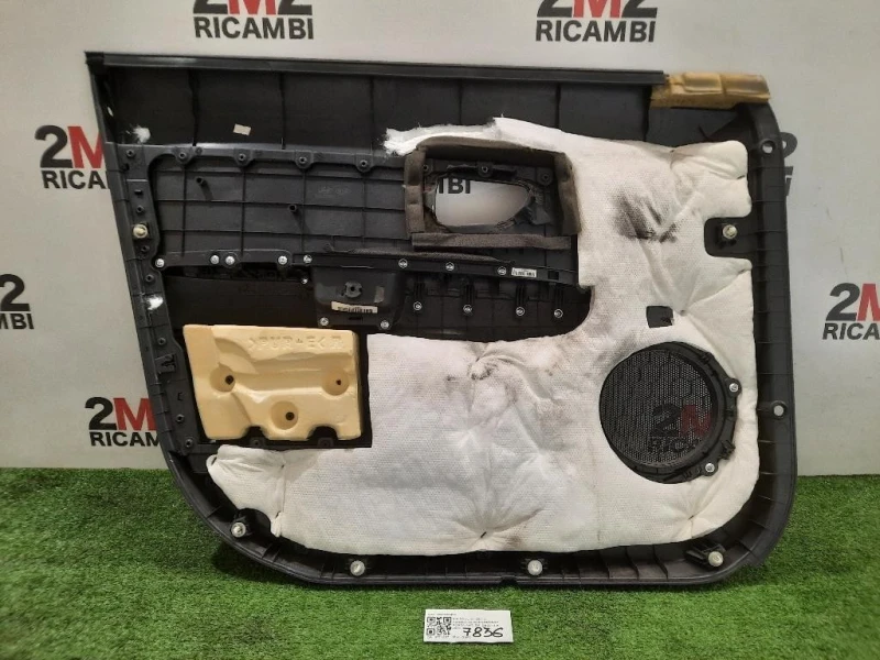 Pannello Rivestimento Porta ANT DX 823022K403 Kia SOUL I 2011