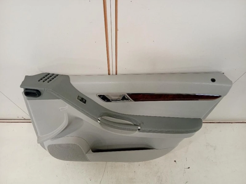 Pannello Rivestimento Porta ANT DX PANNELLO RIVESTIMENTO PORTA ANT DX Mercedes Classe R W251 2006