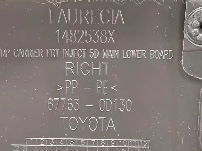 Pannello Rivestimento Porta ANT DX 67763-0D130 Toyota Yaris IV 2017