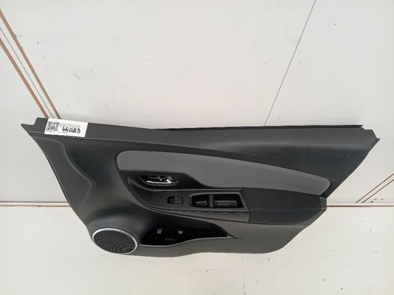 Pannello Rivestimento Porta ANT DX 67763-0D130 Toyota Yaris IV 2017