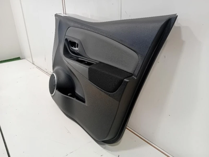 Pannello Rivestimento Porta ANT DX 67763-0D130 Toyota Yaris IV 2017