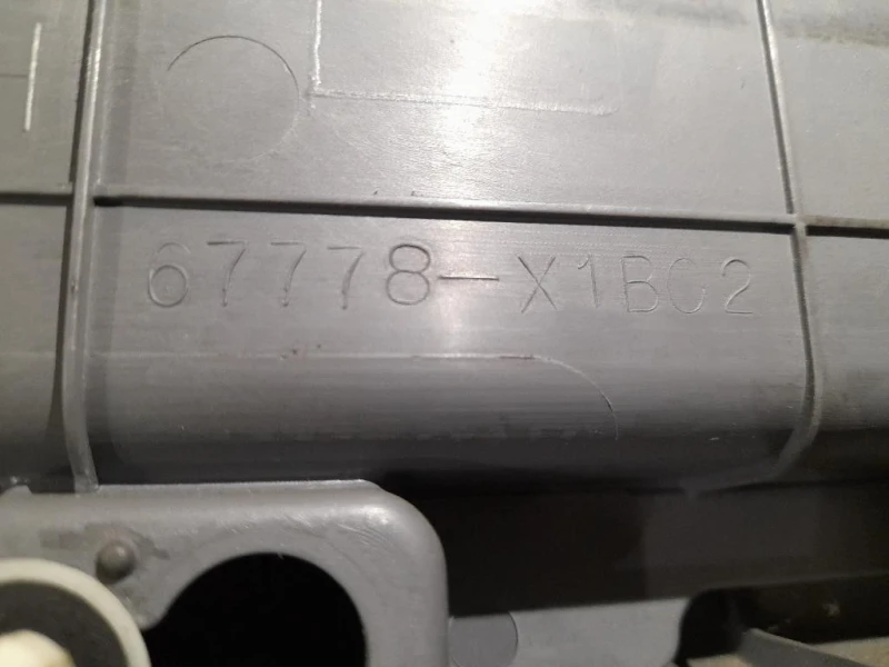 Pannello Rivestimento Porta ANT SX 67778X1B02 Toyota RAV 4 II 2000