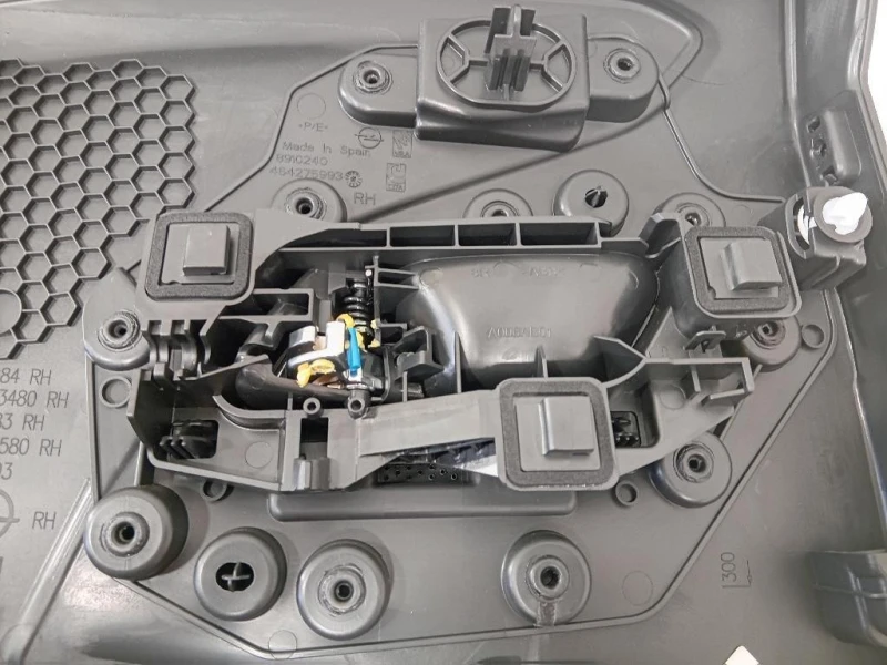 Pannello Rivestimento Porta POST DX 9834733480 PANNELLO RIVESTIMENTO PORTA POST DX Opel Corsa F 2019