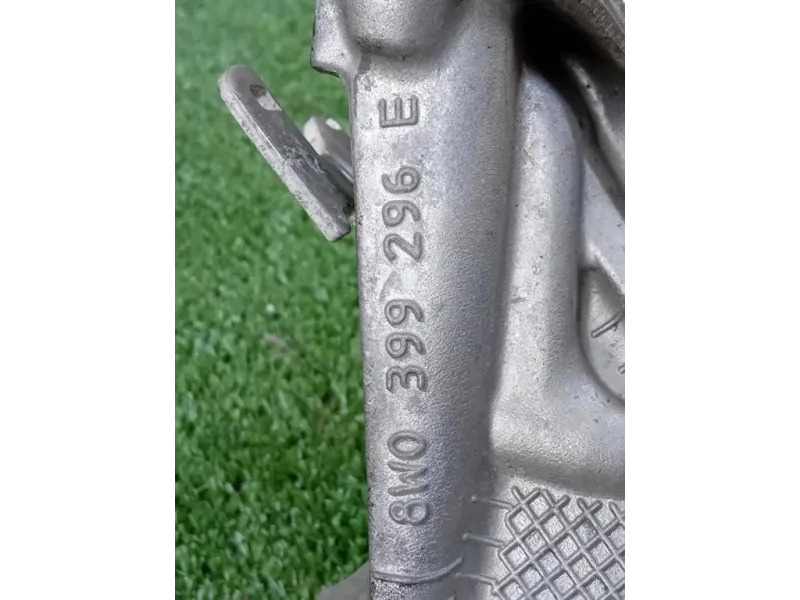 Supporto Motore DX 8W0 399 296 E Audi A4 8W5 Avant 2015