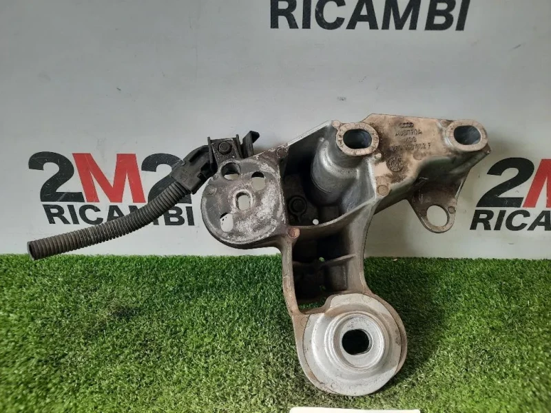 Supporto Motore SX 8E0199352F Audi A4 8ED Avant 2005