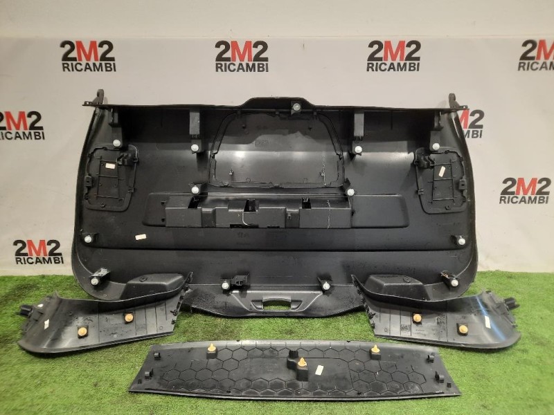 Pannello Rivestimento Portello Completo POST KIT RIVESTIMENTO PORTELLO POST Citroen C4 Grand Picasso II 2016