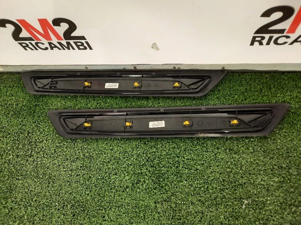 Pannello Rivestimento Sottoporta ANT DX 51477266637 Bmw Serie 3 F30 Berlina 2015