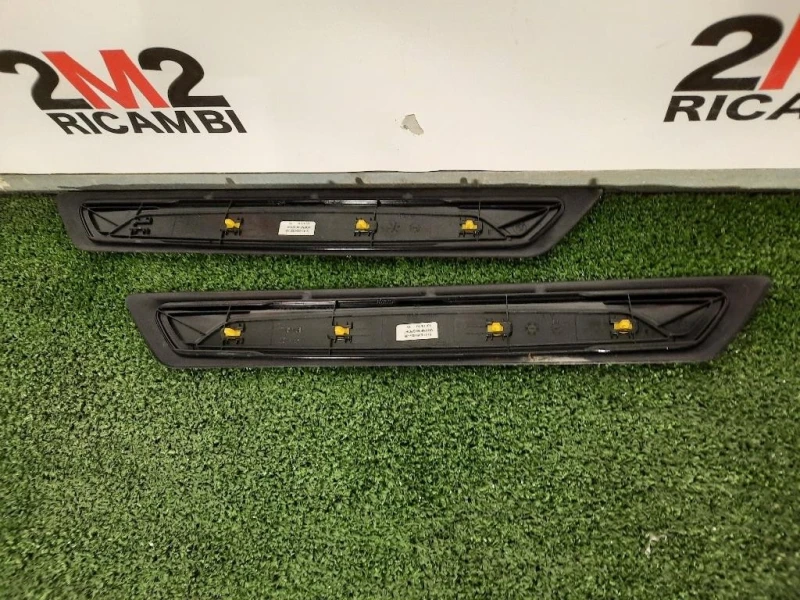 Pannello Rivestimento Sottoporta ANT DX 51477266637 Bmw Serie 3 F30 Berlina 2015