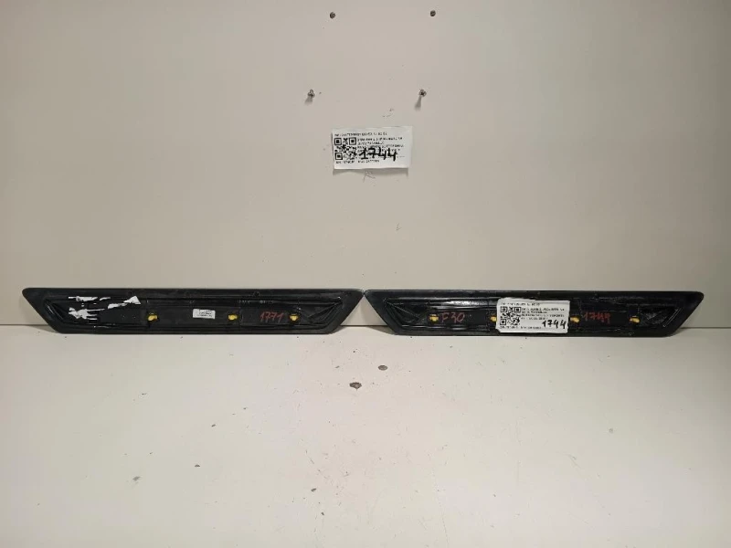 Pannello Rivestimento Sottoporta ANT SX 51477266637 Bmw Serie 3 F30 Berlina 2015