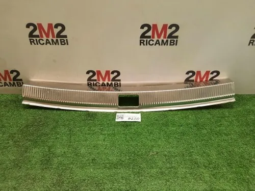 Pannello Rivestimento Traversa Batticofano 8K9864483D Audi A4 8K5 Avant 2012