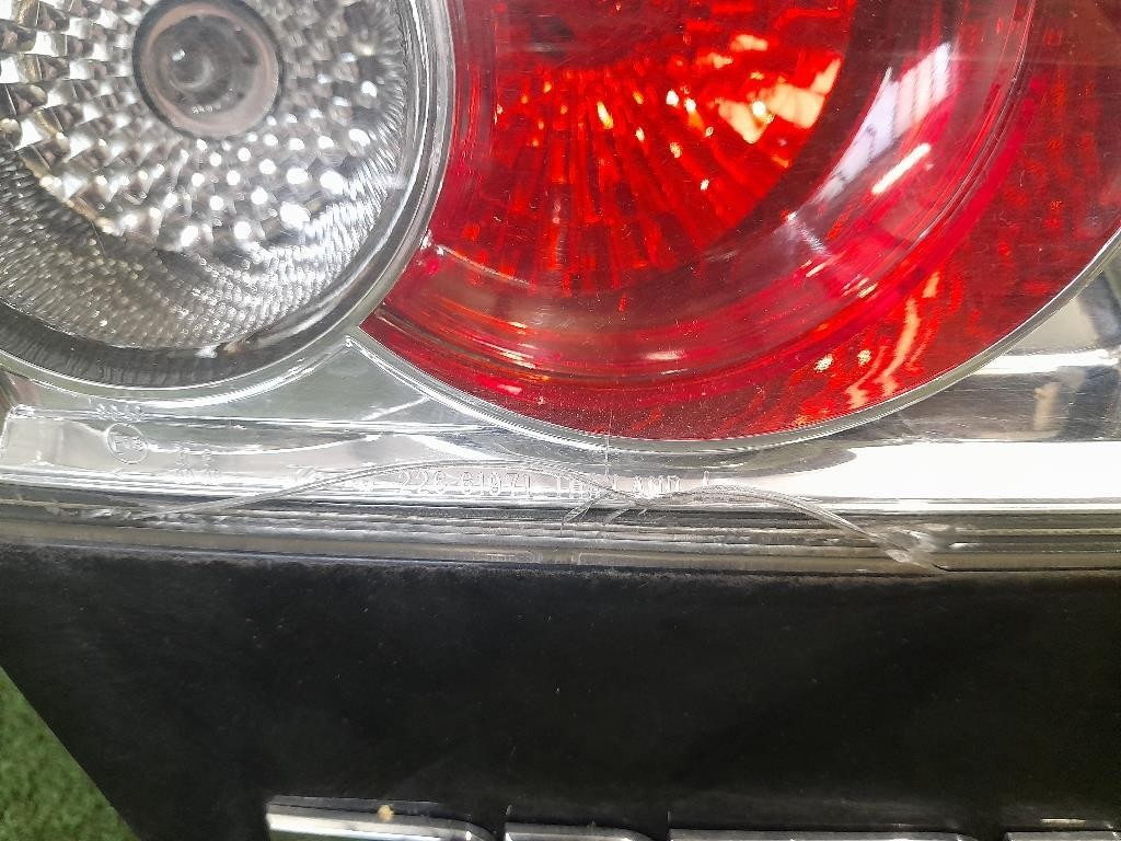 Fanale INT POST SX GJ6E513J0C Mazda 6 I 2003