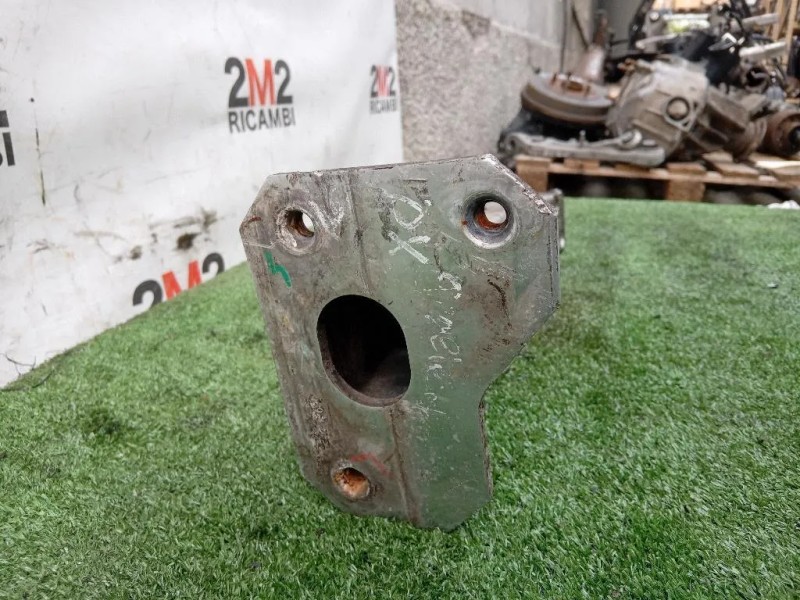 Supporto Radiatore Acqua ANT DX  Alfa Romeo Giulietta 2010