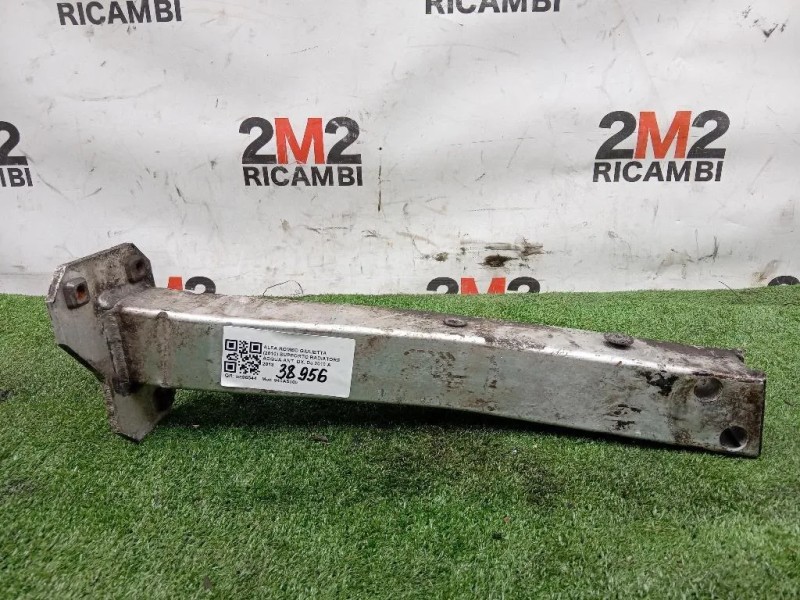 Supporto Radiatore Acqua ANT DX  Alfa Romeo Giulietta 2010