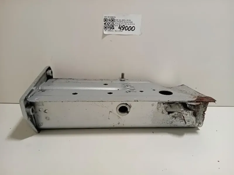 Supporto Radiatore Acqua ANT DX 8K0805678 Audi A4 8W2 2015