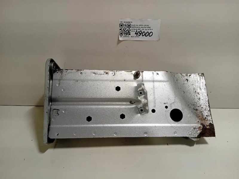Supporto Radiatore Acqua ANT DX 8K0805678 Audi A4 8W2 2015