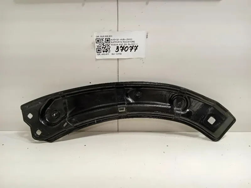 Supporto Radiatore Acqua ANT DX 8U0 805 931 Audi Q3 8UB 2012