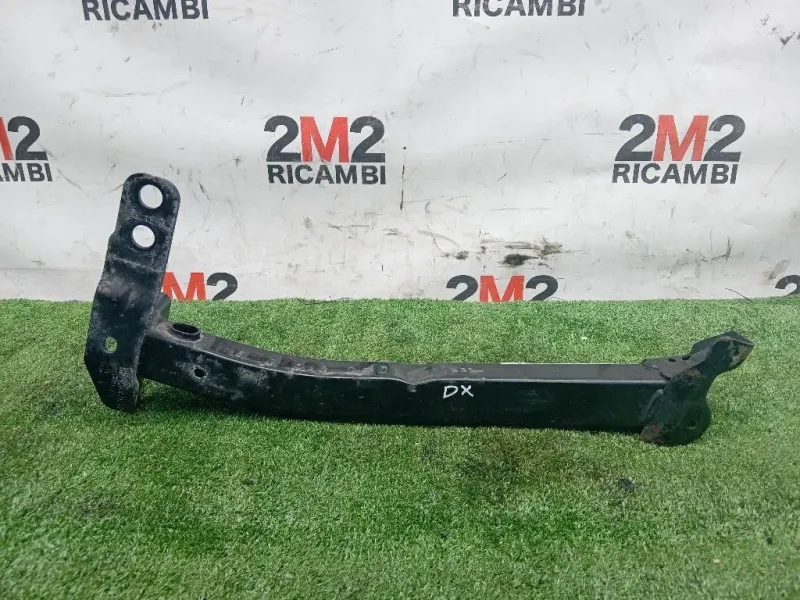 Supporto Radiatore Acqua ANT DX 9825586980 Citroen DS3 Crossback 2018