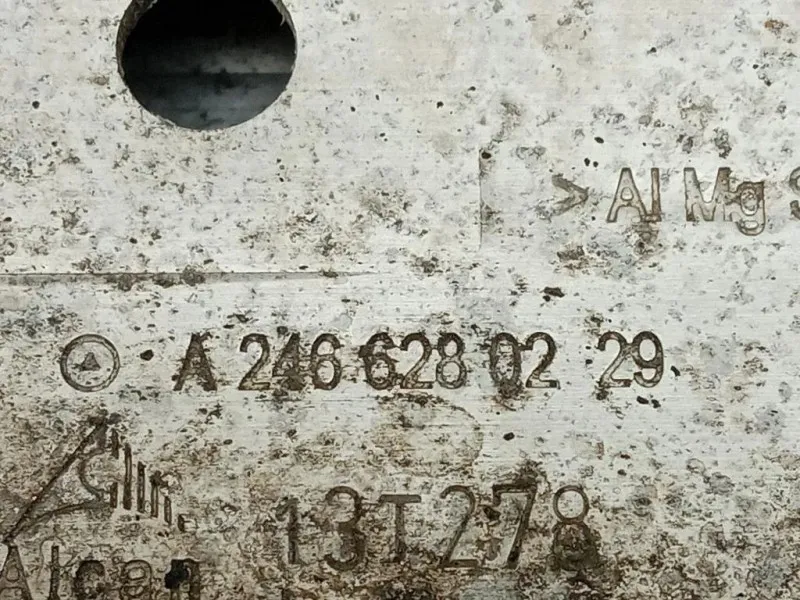 Supporto Radiatore Acqua ANT DX A2466280229 Mercedes Classe B W246 2012