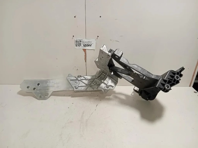 Supporto Radiatore Acqua ANT DX A2536210500 Mercedes Classe GLC X253 2016