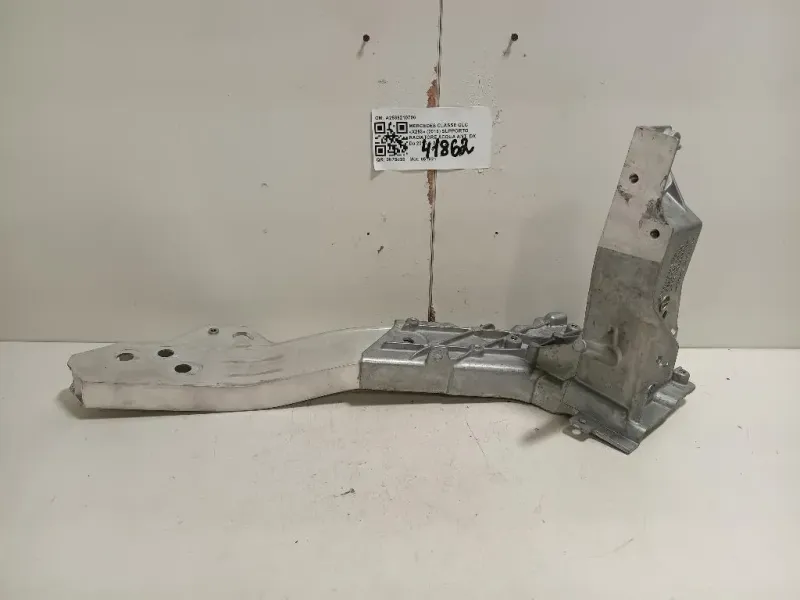 Supporto Radiatore Acqua ANT DX A2536210700 Mercedes Classe GLC X253 2016