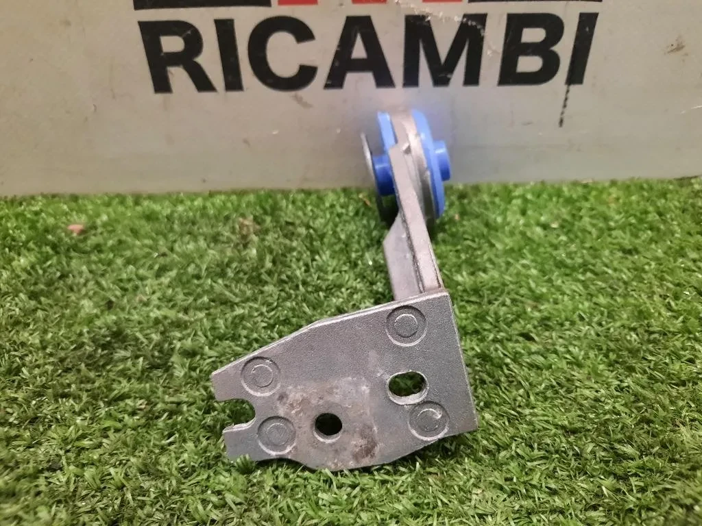 Supporto Radiatore Acqua ANT DX 9803778880 Peugeot 308 II 2017