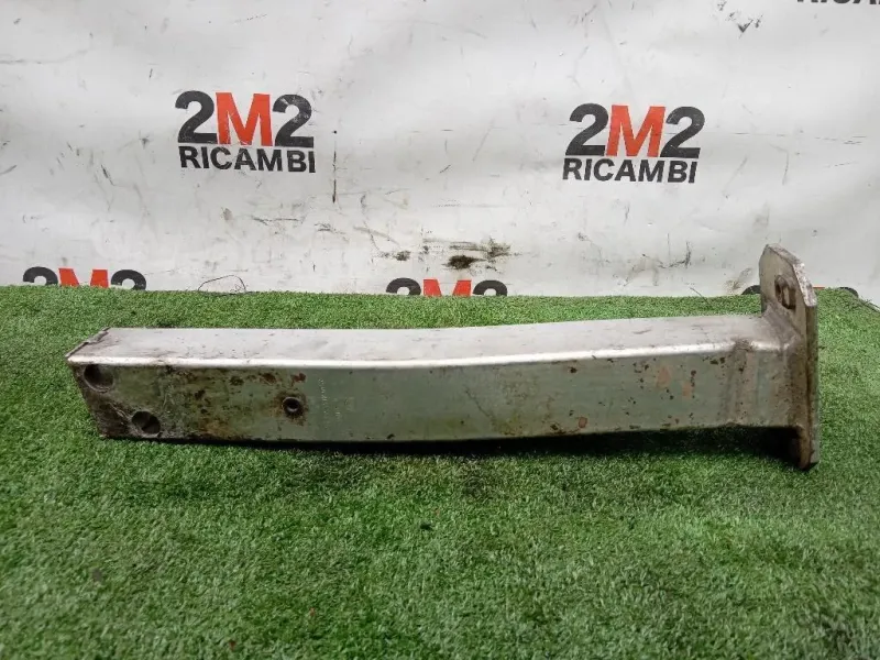 Supporto Radiatore Acqua ANT SX Alfa Romeo Giulietta 2010