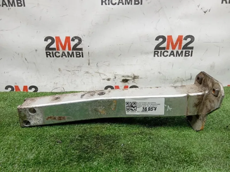 Supporto Radiatore Acqua ANT SX Alfa Romeo Giulietta 2010