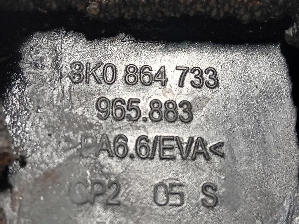 Supporto Radiatore Acqua ANT SX 8K0805677 Audi A4 8W2 2015