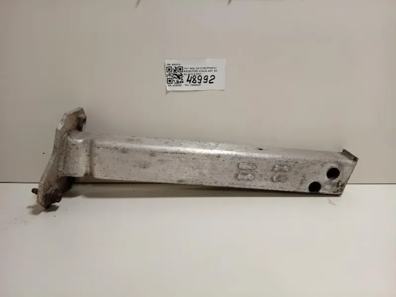 Supporto Radiatore Acqua ANT SX B93514 Fiat 500L 2013