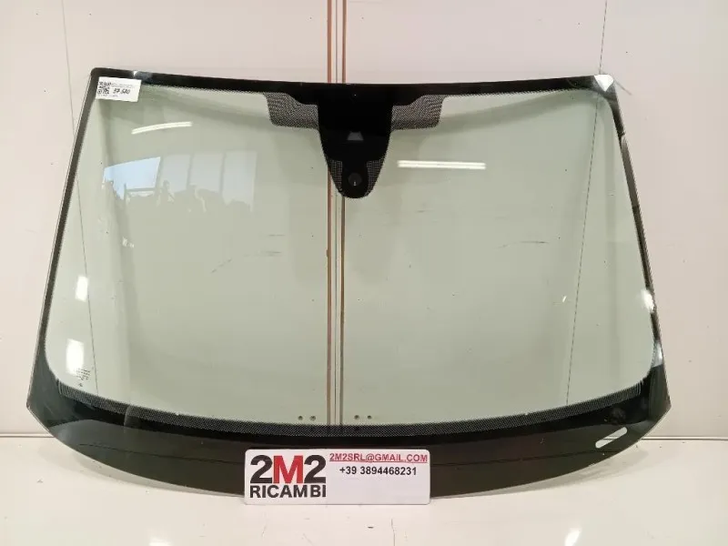 Parabrezza Audi A4 8W5 Avant 2015