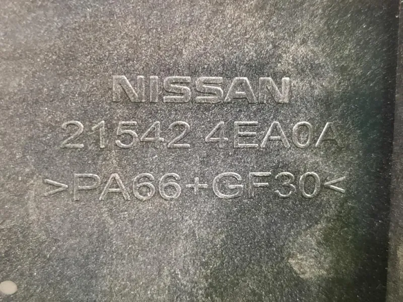 Supporto Radiatore Acqua SUP ANT 215424EA0 RAFFREDDAMENTO MOTORE SUPERIORE Renault Kadjar 2015