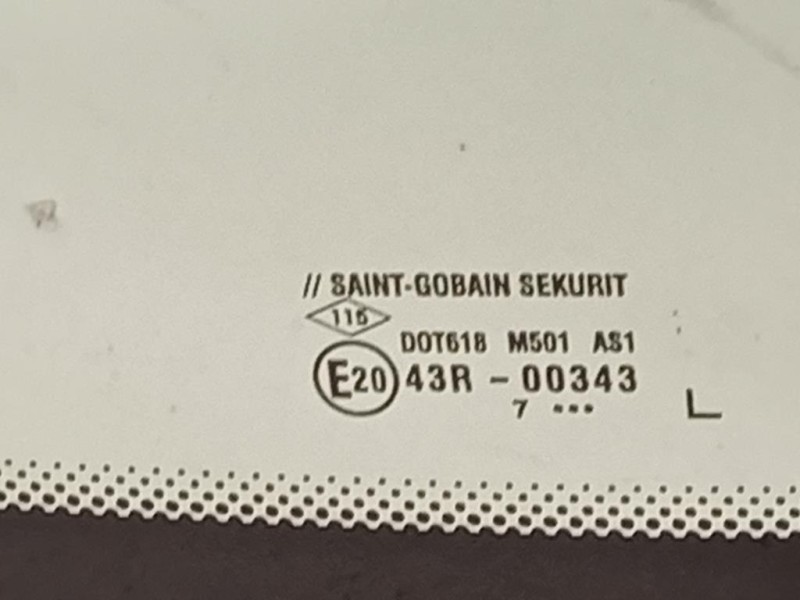 Parabrezza 727128759R Dacia Duster I 2014