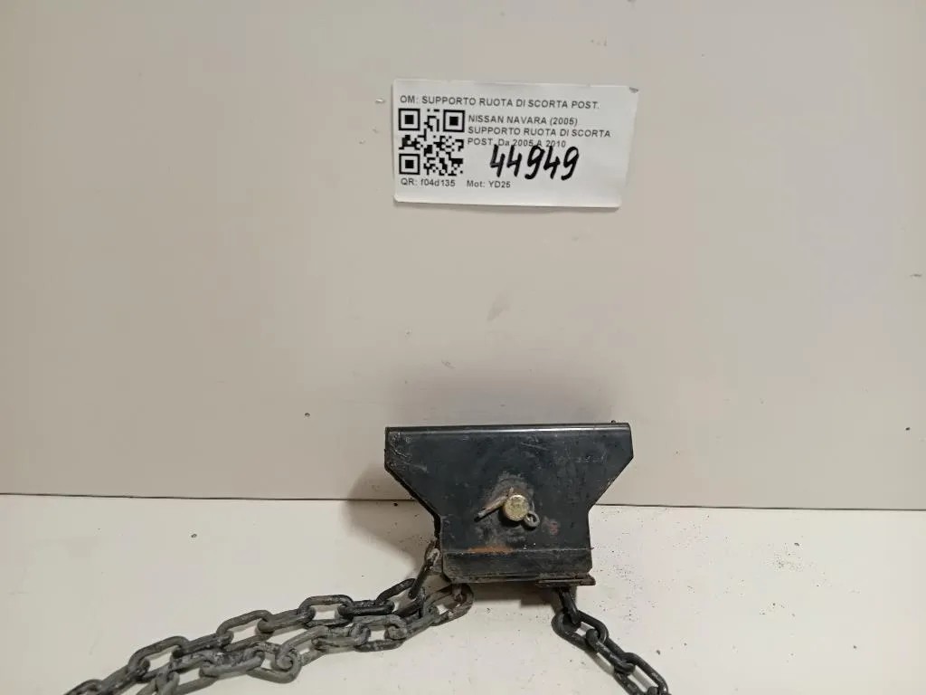 Supporto Ruota DI Scorta POST SUPPORTO RUOTA DI SCORTA POST Nissan Navara 2005