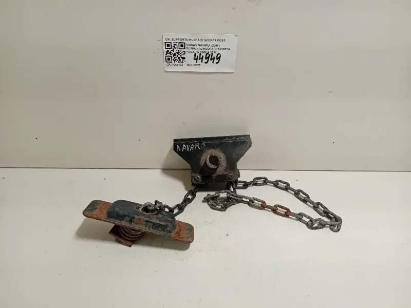 Supporto Ruota DI Scorta POST SUPPORTO RUOTA DI SCORTA POST Nissan Navara 2005