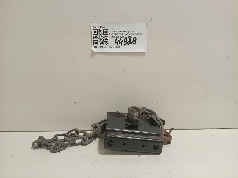 Supporto Ruota DI Scorta POST SUPPORTO RUOTA DI SCORTA POST Nissan Navara 2010