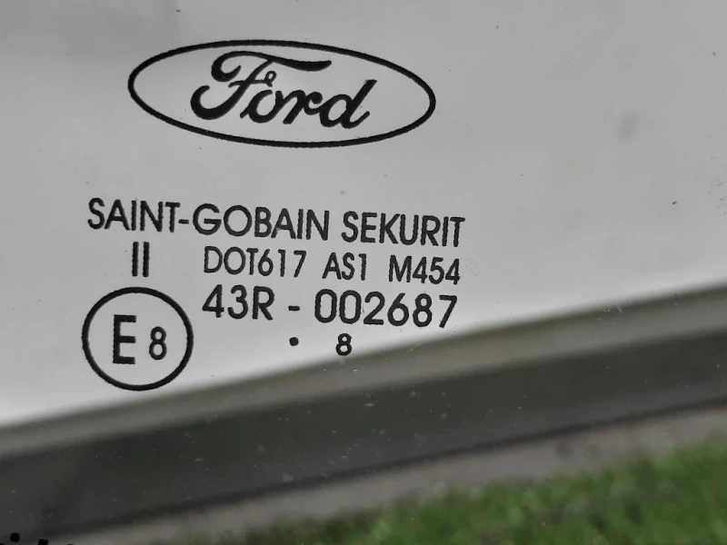 Parabrezza Ford Focus III 2008