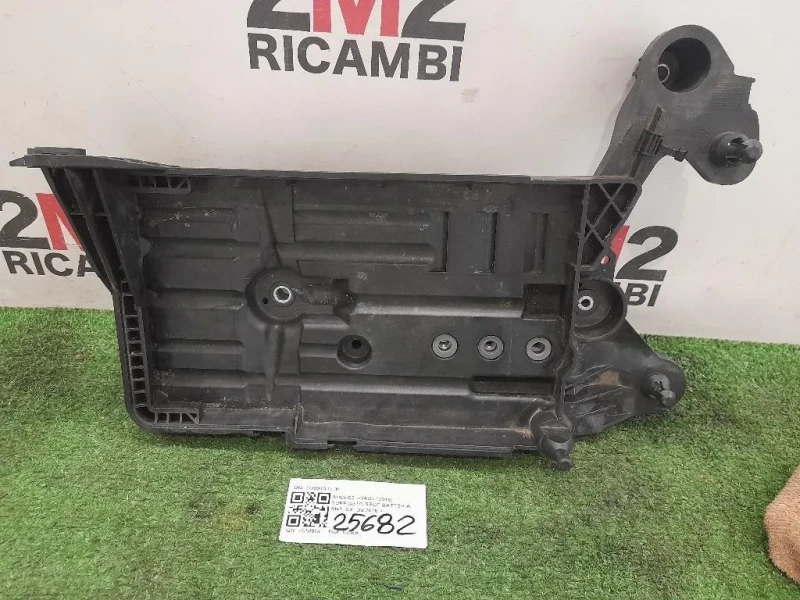 Supporto SEDE Batteria ANT SX 5Q0915331K Audi Q2 GAB 2016