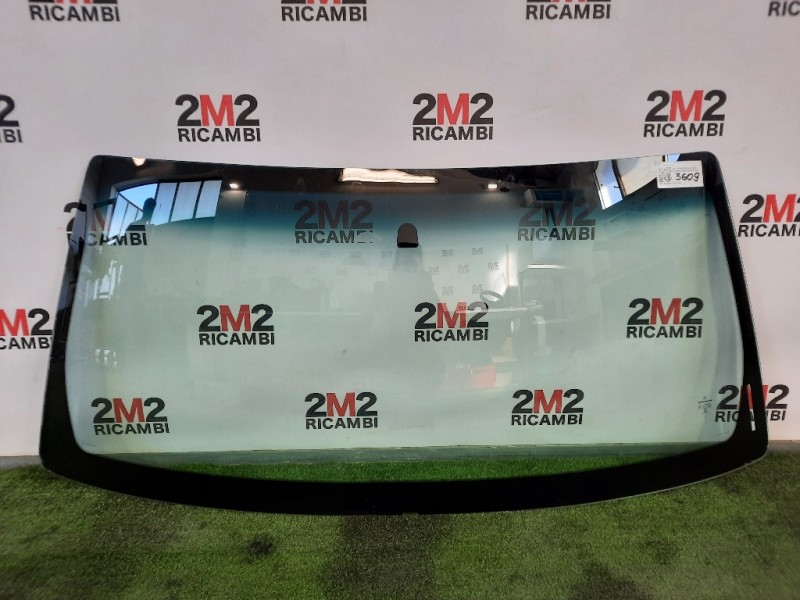 Parabrezza K05080484AA Jeep Cherokee III 2002