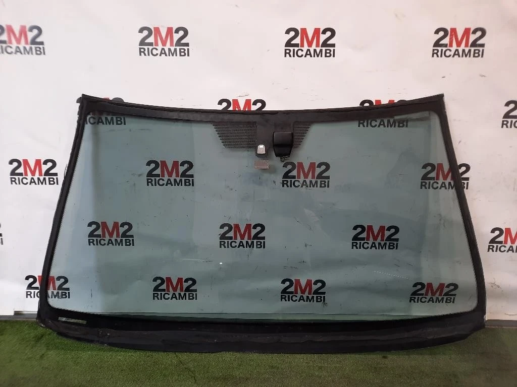 Parabrezza Lexus Serie IS III 2013