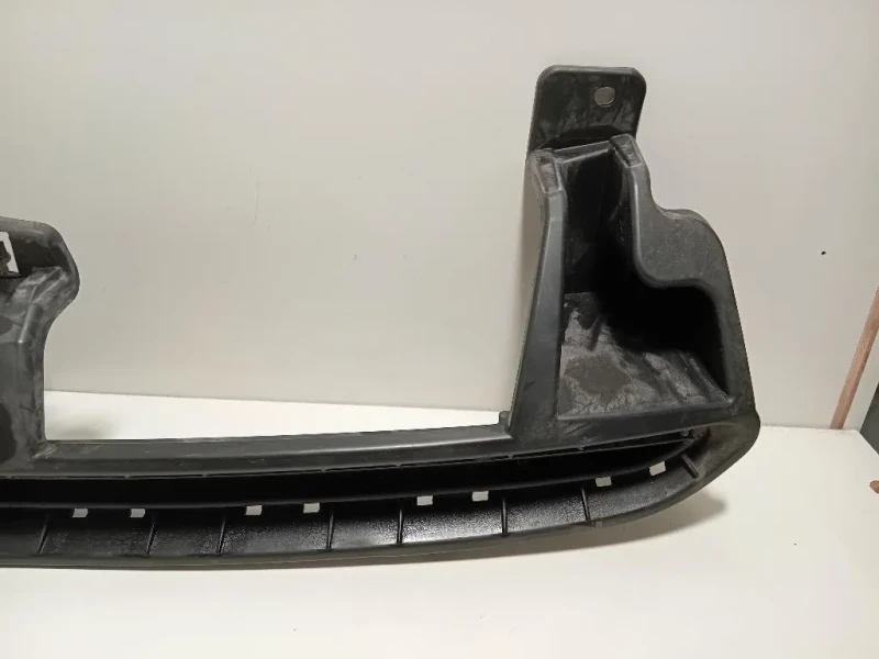 Supporto Spoiler Paraurti ANT 86522H8400 Kia Stonic 2017