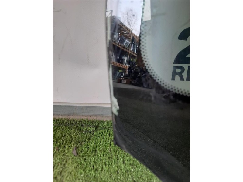 Parabrezza Lexus Serie IS III 2013