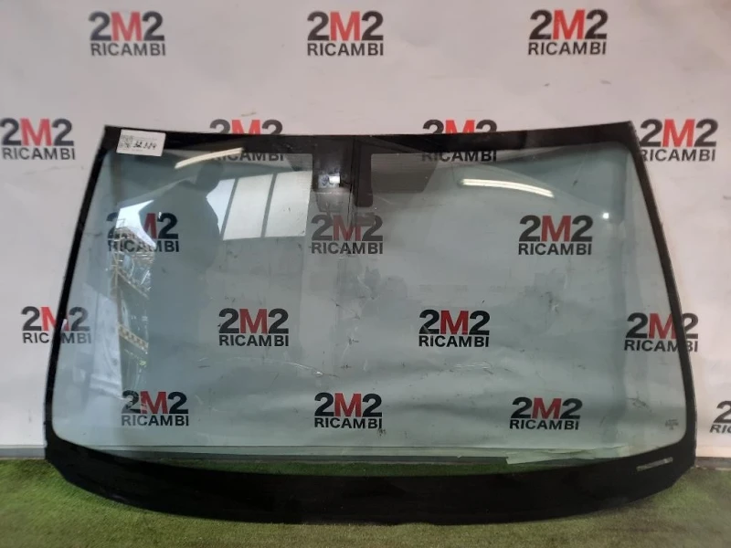 Parabrezza Lexus Serie IS III 2013