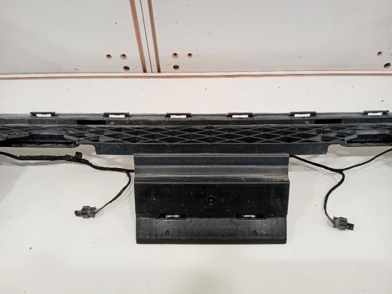 Supporto Spoiler Paraurti POST 8W9 807 385 Audi A4 8W5 Avant 2015