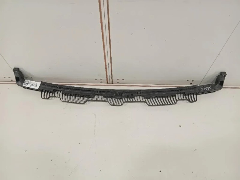 Supporto Spoiler Paraurti POST 5Q6807863 Volkswagen GOLF VII 2013